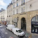 Beautiful Studio In The Heart Of The Latin Quarter