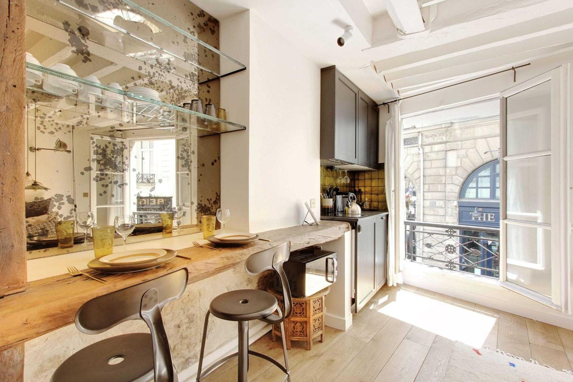 Beautiful In The Heart Of The Latin Quarter Apartment